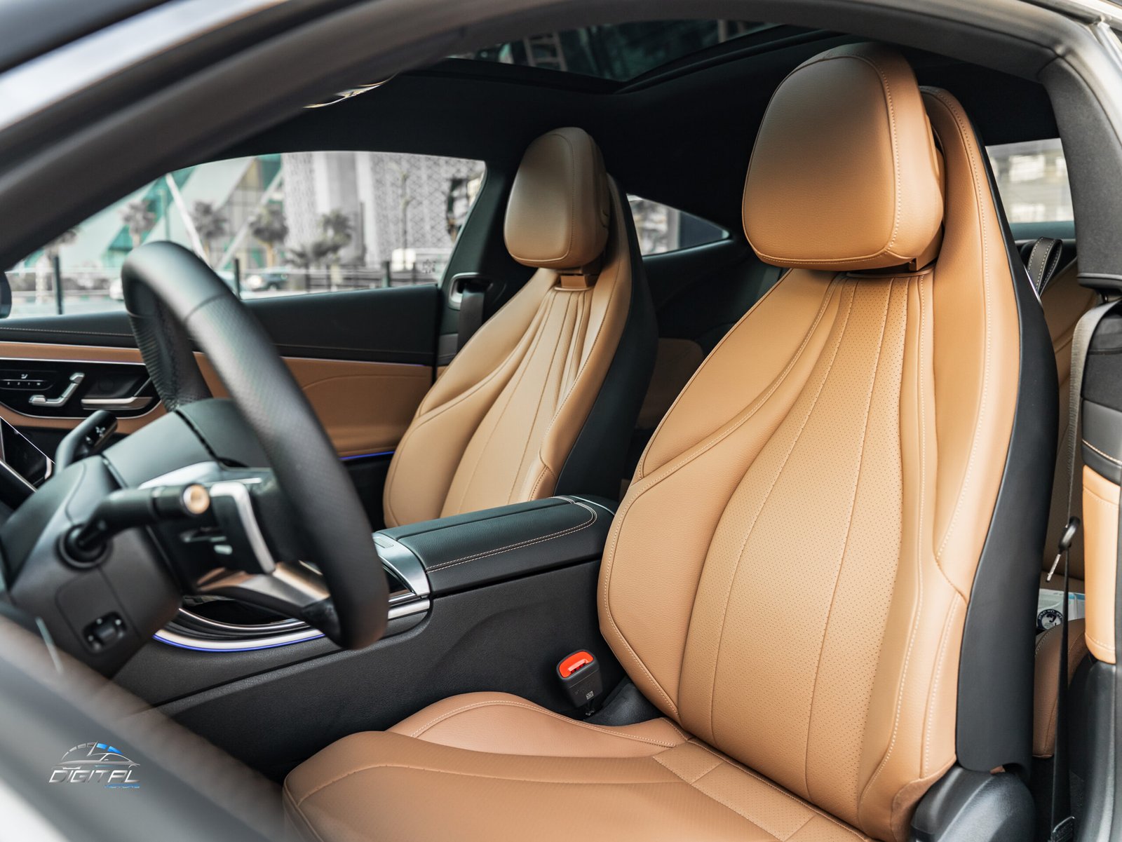 
								Mercedes-Benz CLE 200 full									