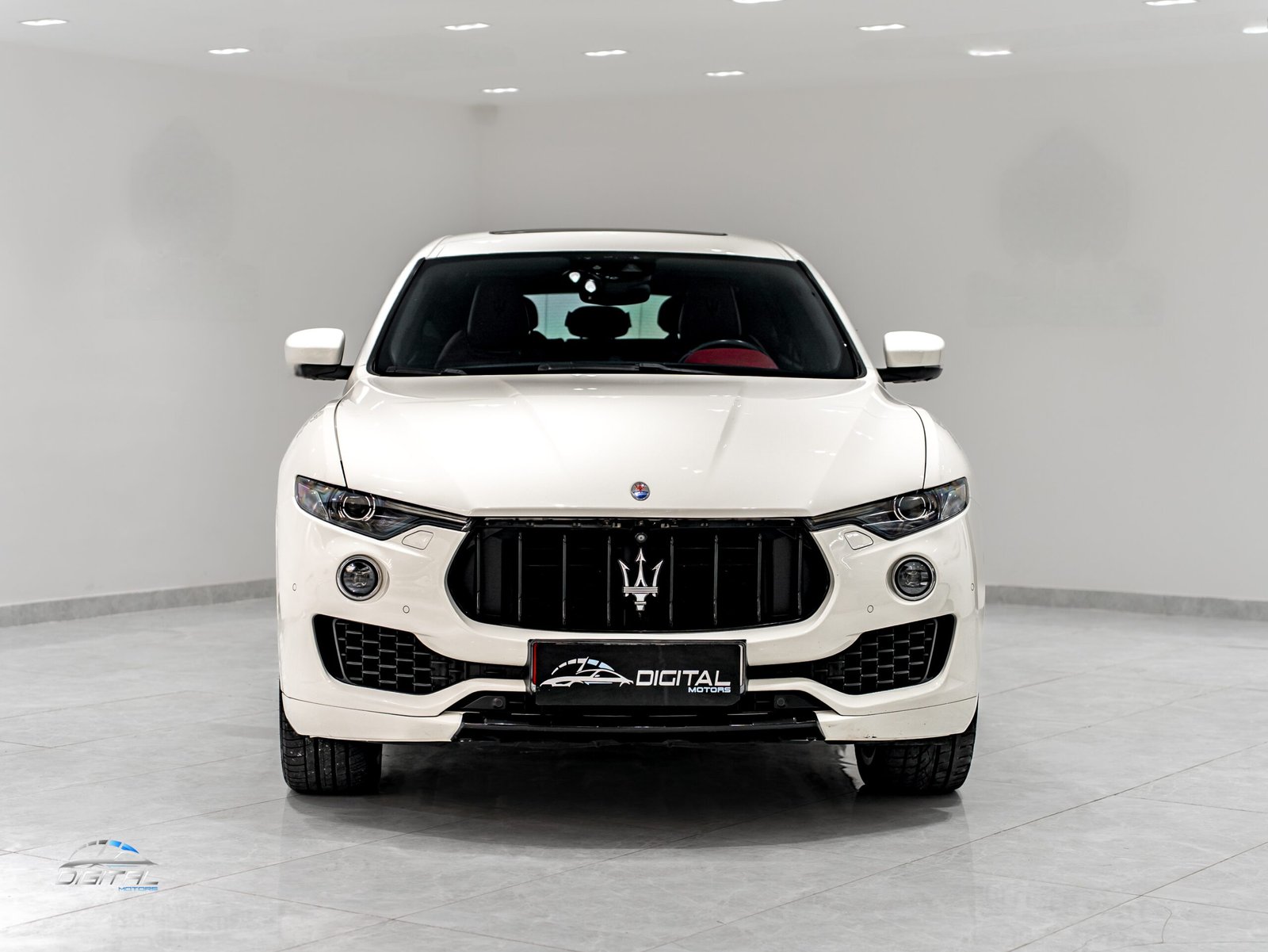 
								Maserati Levante S 2017 full									