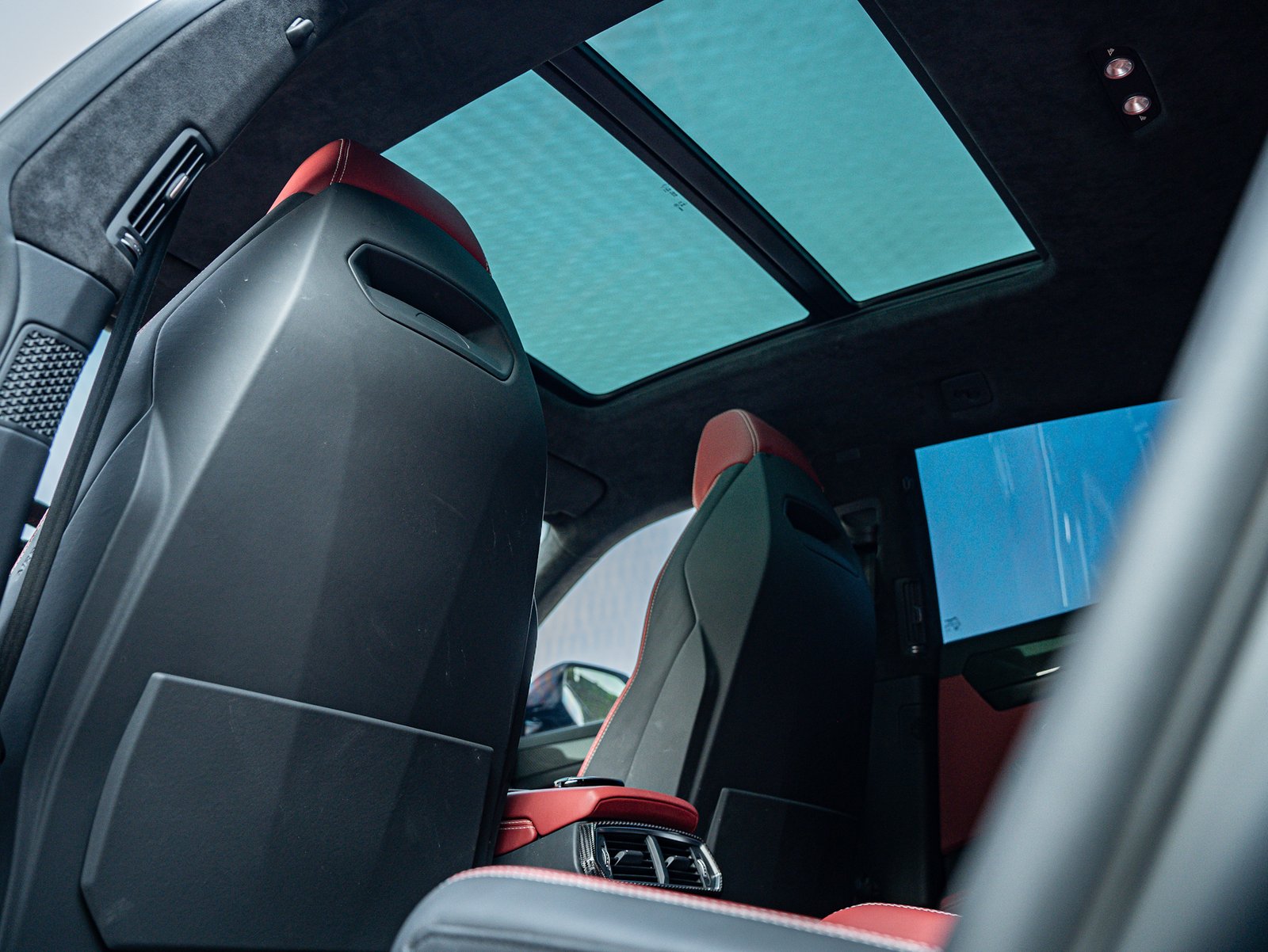 
								Lamborghini Urus full									