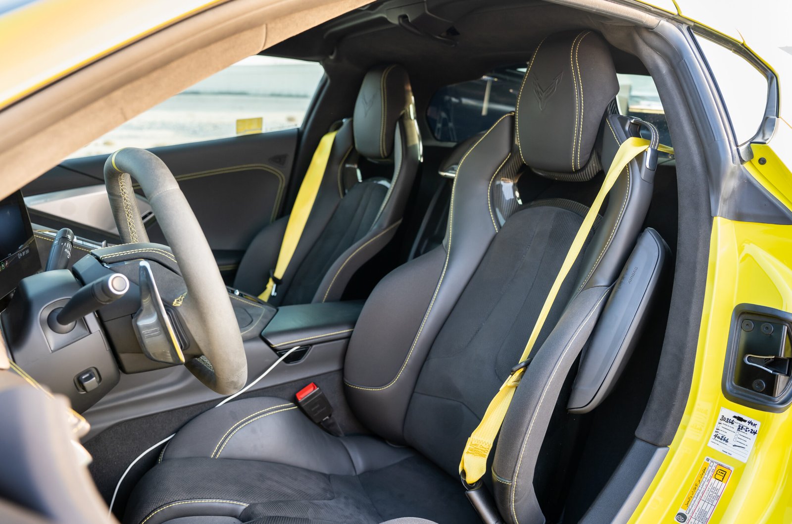 
								Chevrolet Corvette Stingray full									