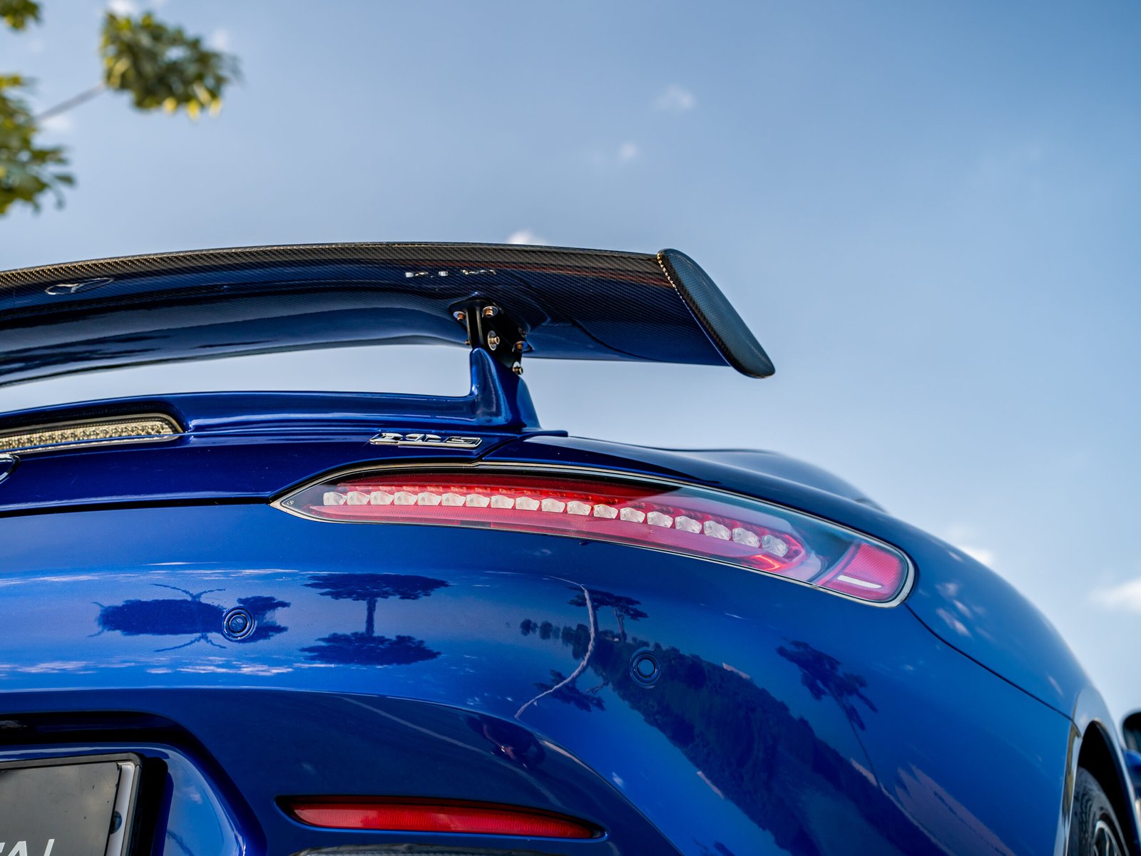 
								Mercedes-Benz GT S AMG full									