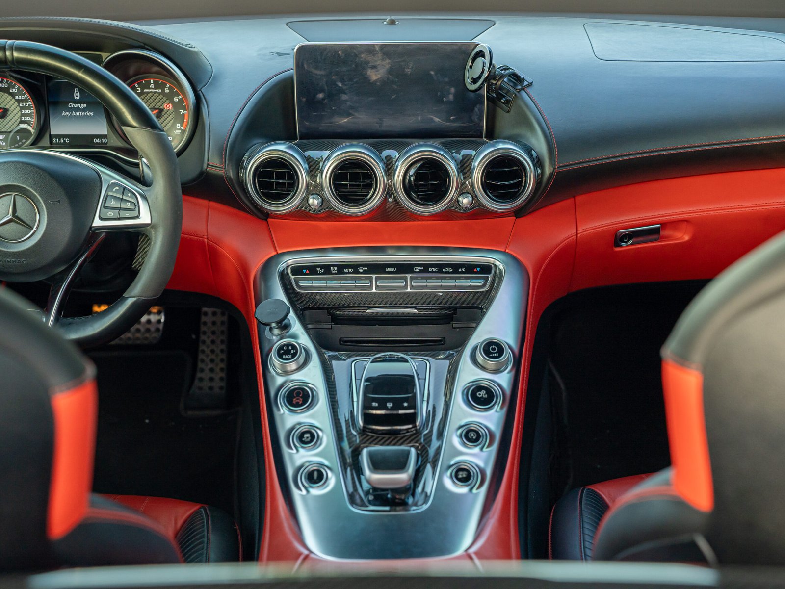 
								Mercedes-Benz GT S AMG full									