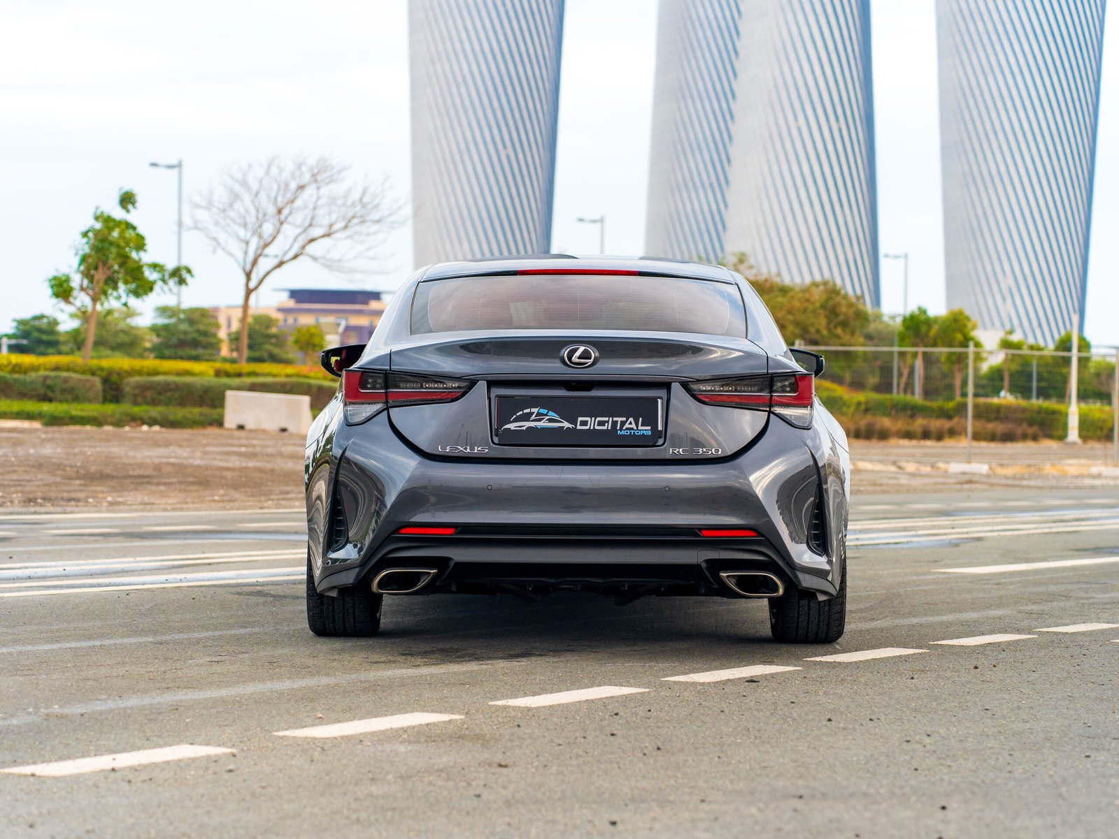 
								Lexus RC 350 F Sport full									