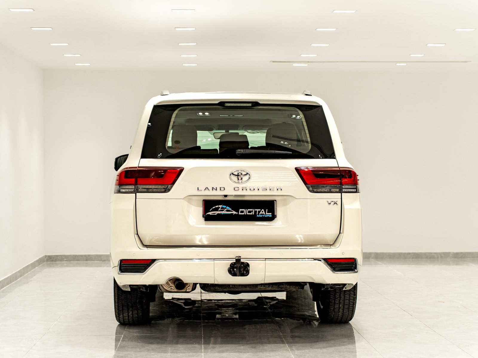 
								Toyota Land Cruiser VX full									