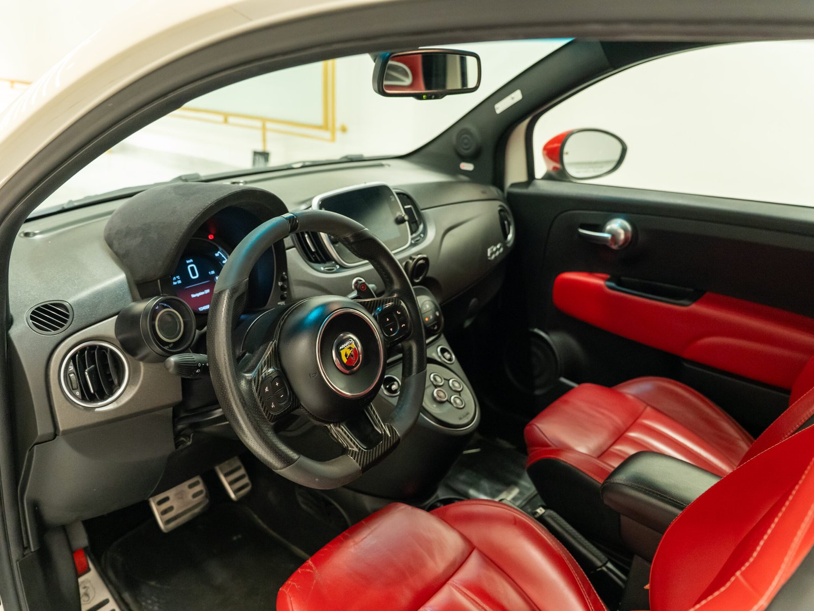 
								Fiat 595 Abarth Competizione full									