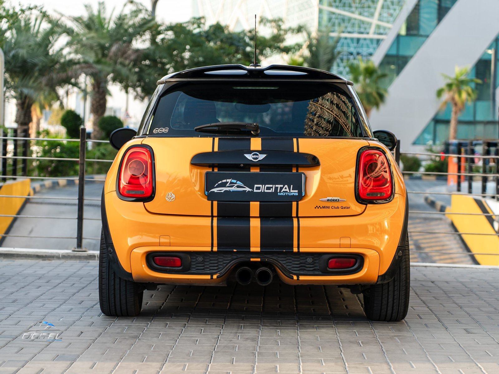
								Mini Cooper S full									