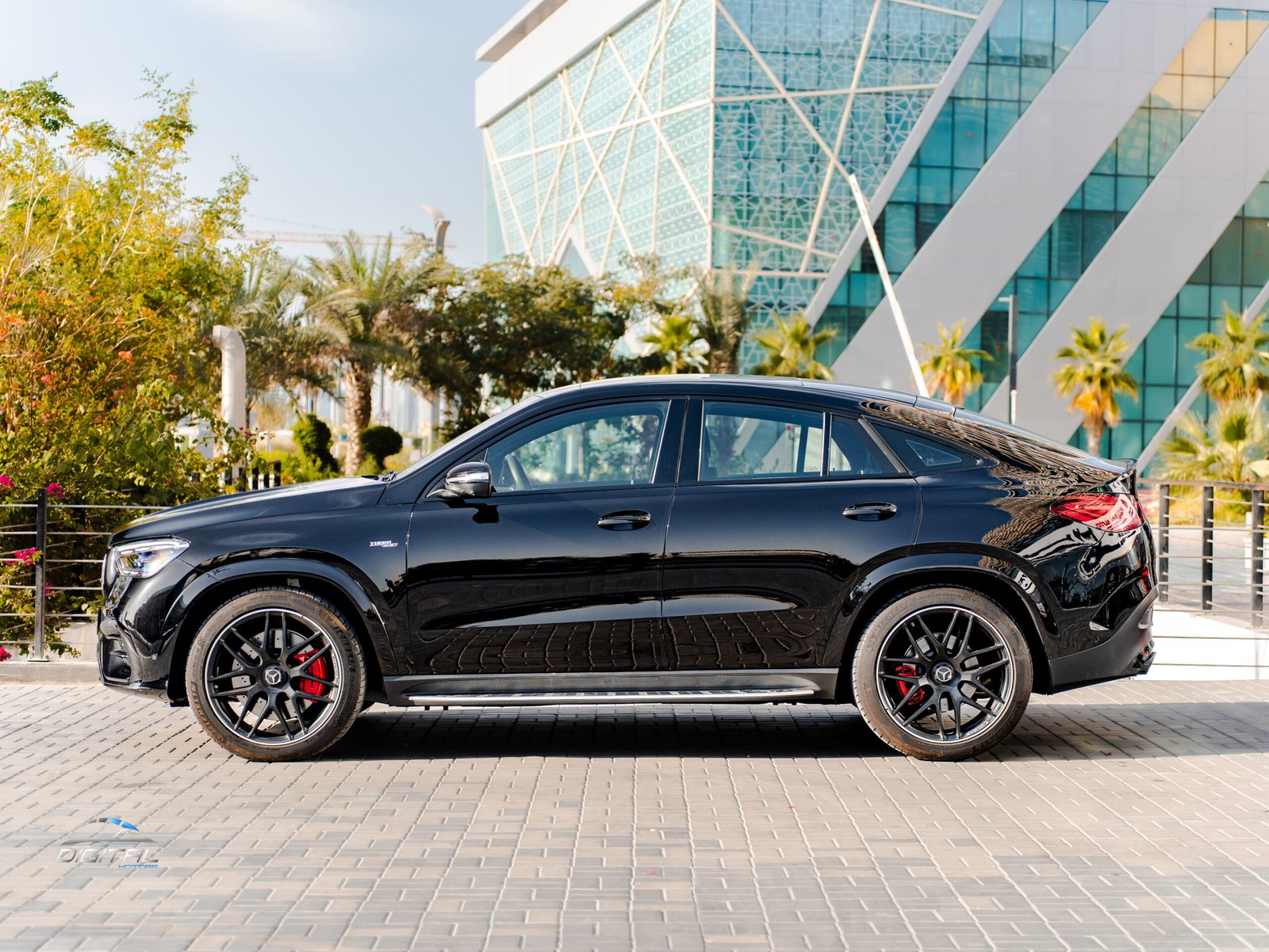 
								Mercedes-Benz GLE 53 AMG full									