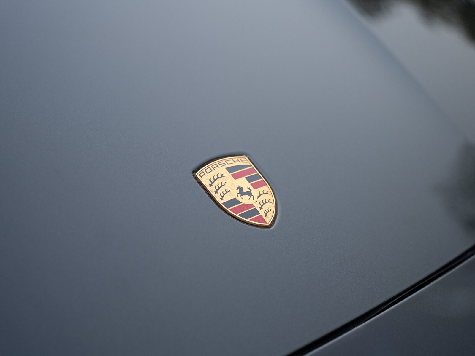 
								Porsche Taycan Turbo S full									