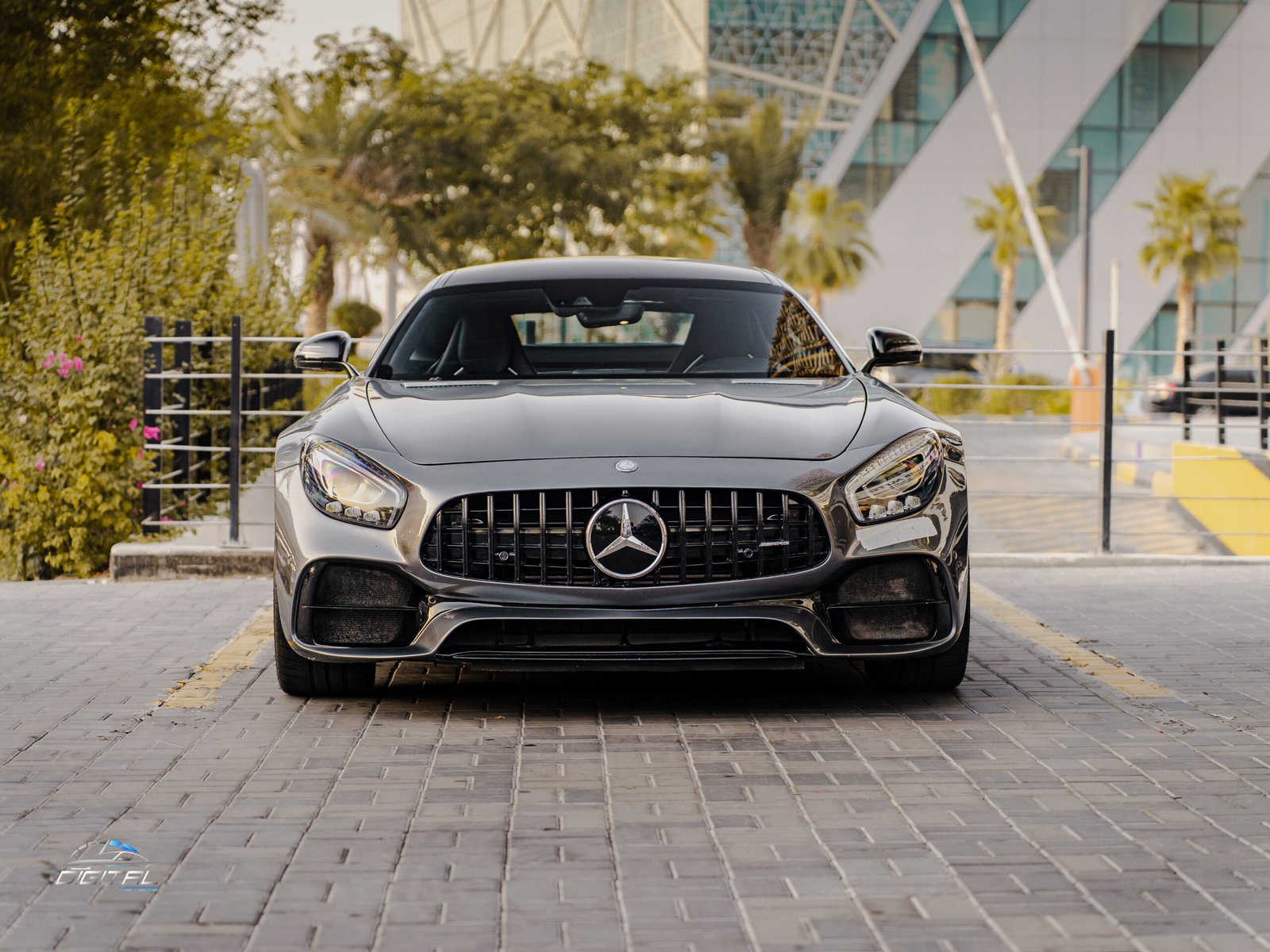 
								Mercedes-Benz GT S AMG full									