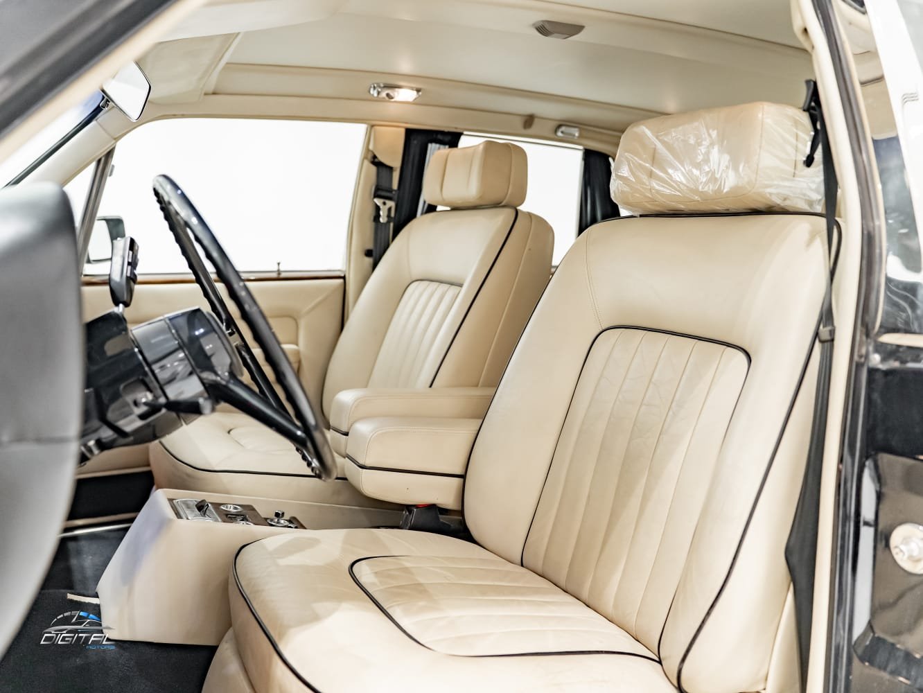 
								Bentley Eight 1985 full									