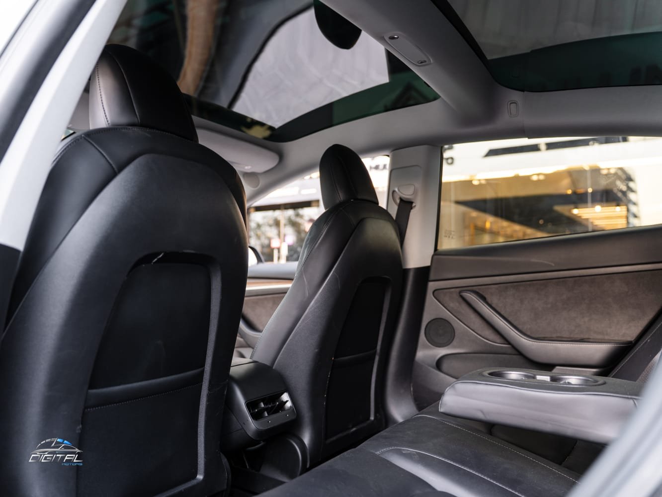 
								Tesla Model 3 2022 full									