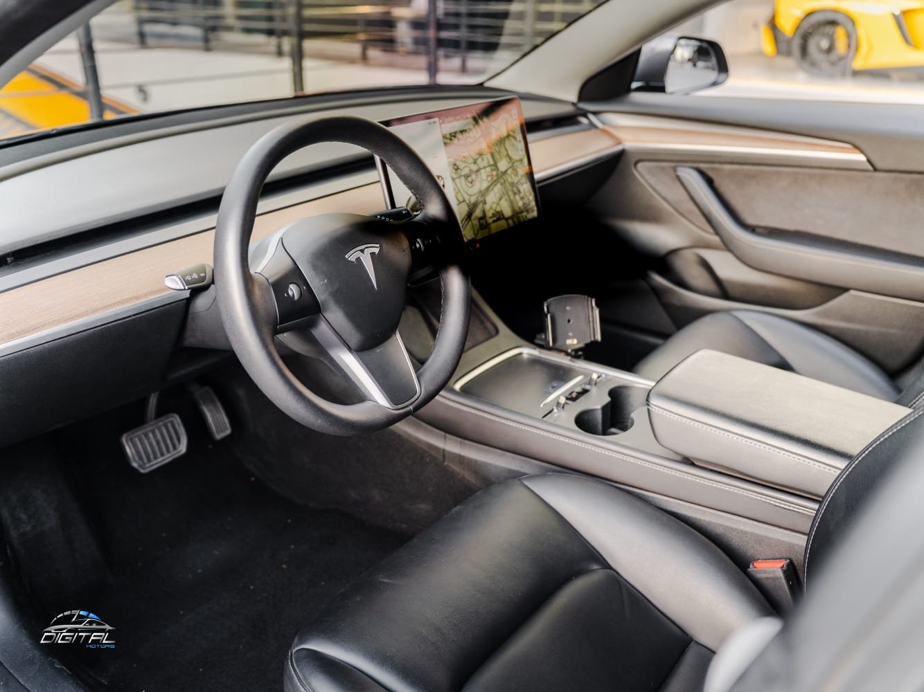 
								Tesla Model 3 2022 full									