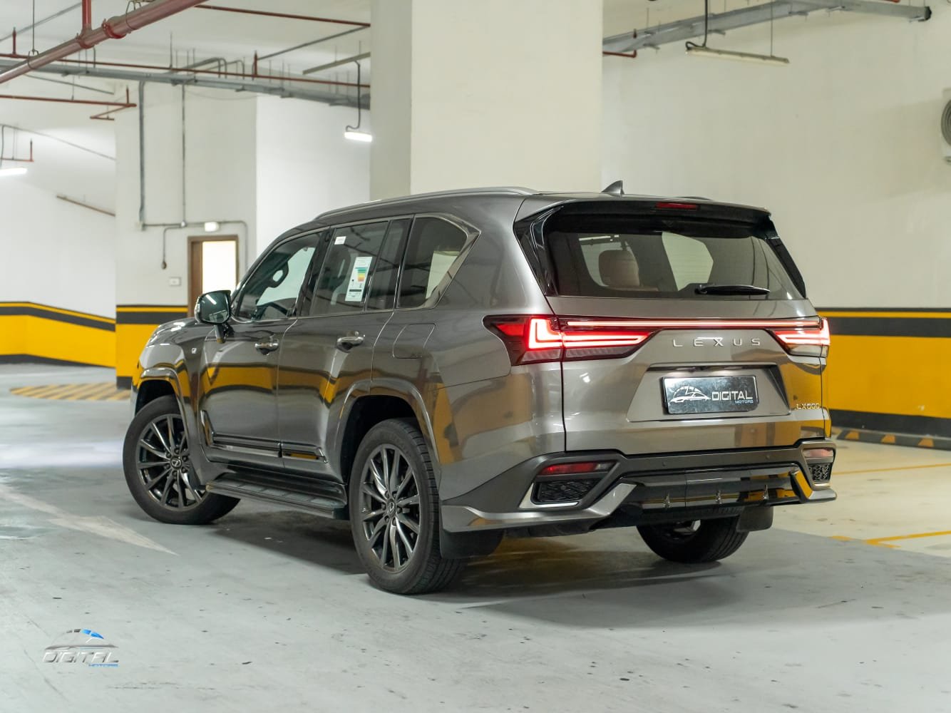 
								Lexus LX 600 2024 full									