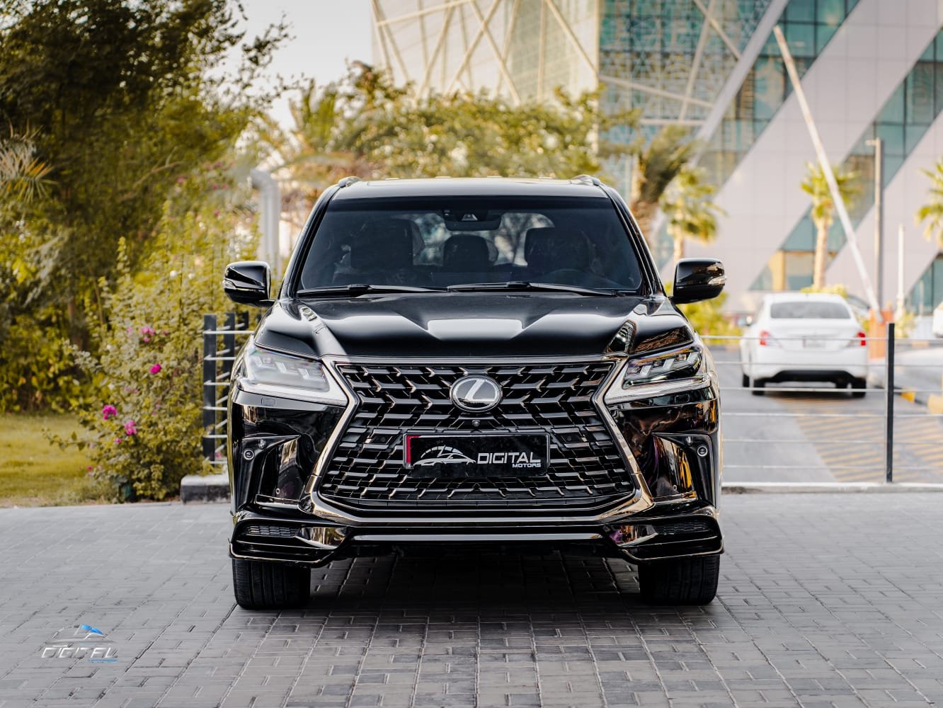 
								Lexus LX 570 S Black Edition 2021 full									