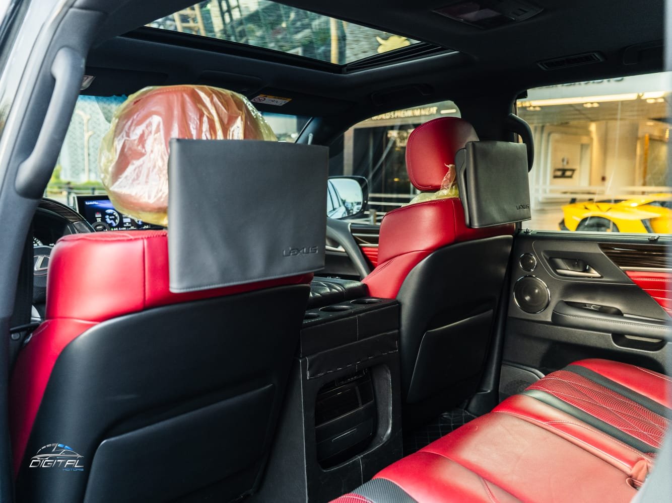 
								Lexus LX 570 S Black Edition 2021 full									