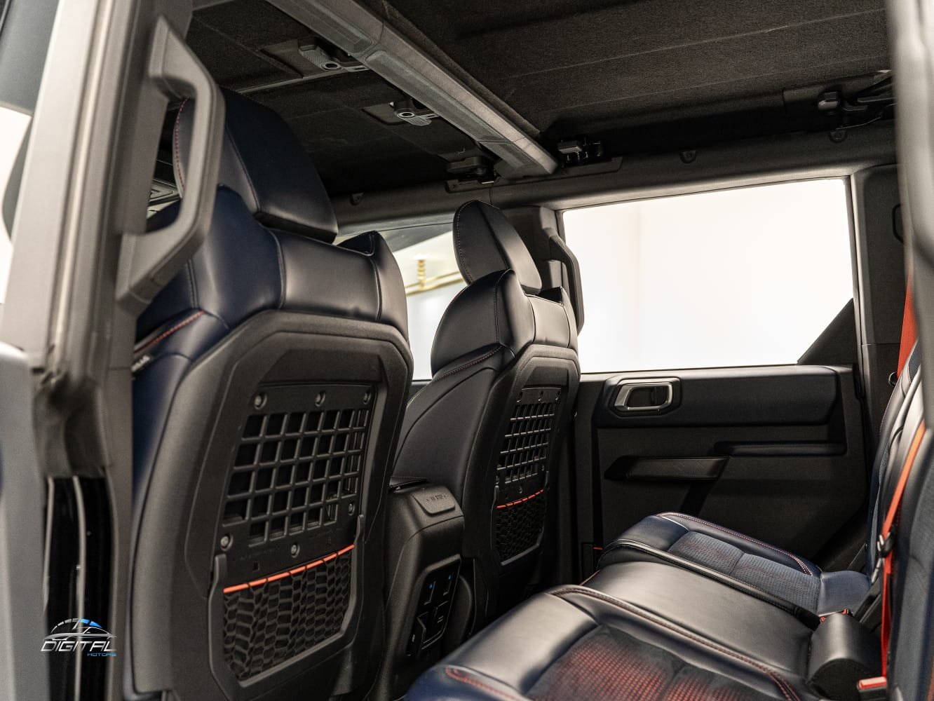 
								Ford Bronco Raptor 2023 Automatic full									