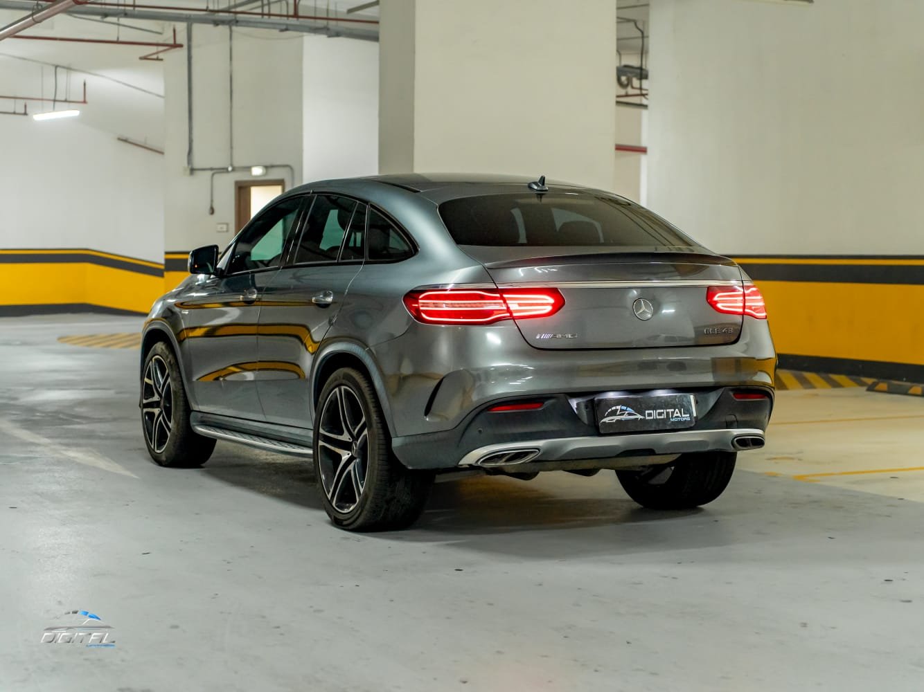 
								Mercedes-Benz GLE 43 AMG 2019 Automatic full									