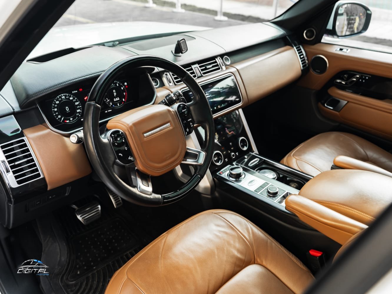 
								Land Rover Range Rover Vogue SE 2019 Automatic full									