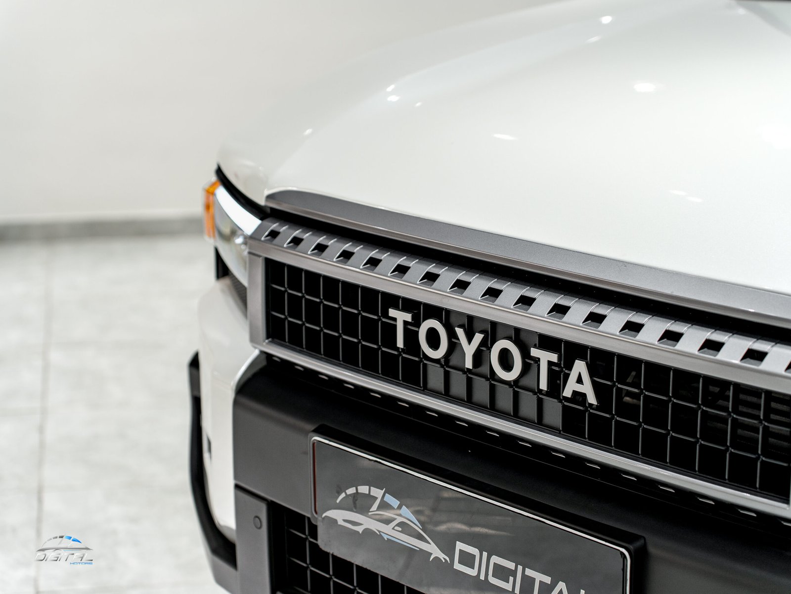 
								Toyota Prado TX Turbo full									