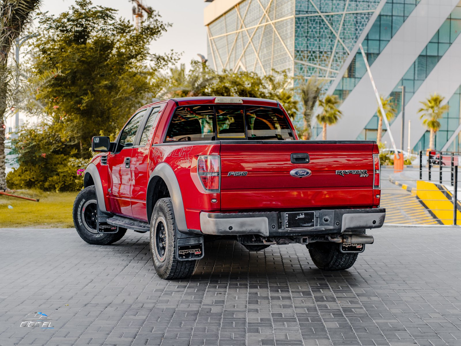 
								Ford Raptor SVT full									