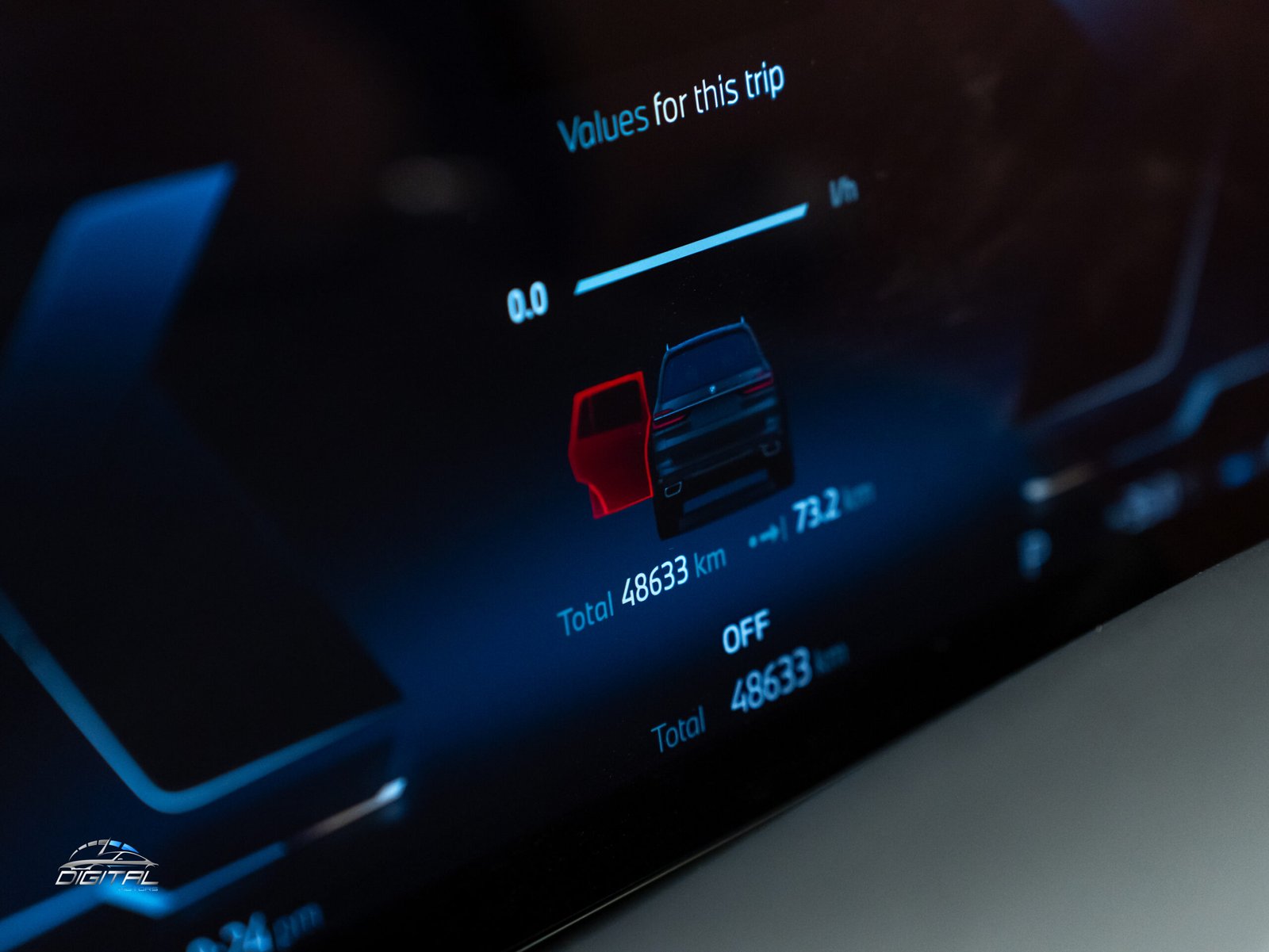 
								BMW X-Series X7 40i full									