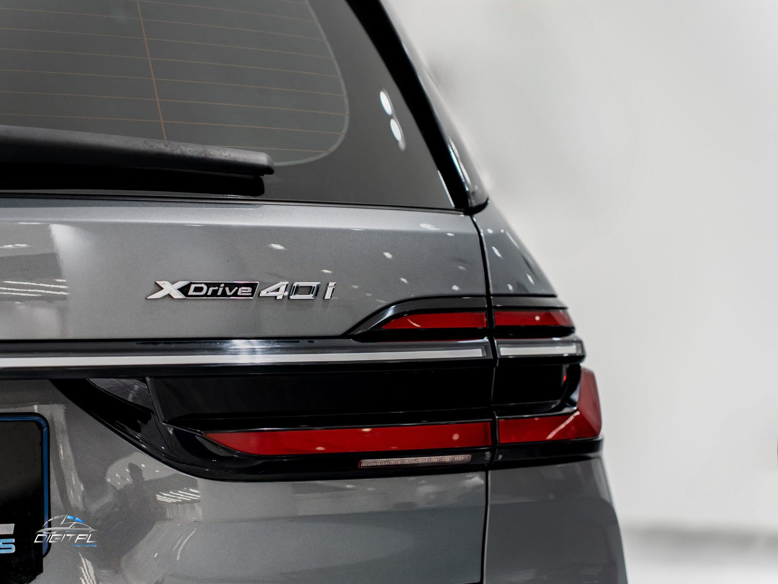 
								BMW X-Series X7 40i full									