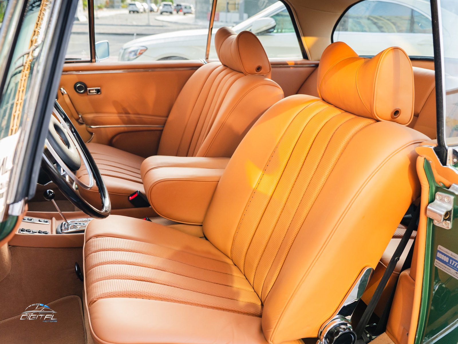 
								Mercedes-Benz 280 SE full									