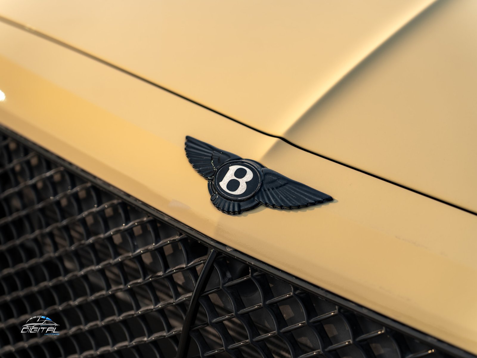 
								Bentley Bentayga full									