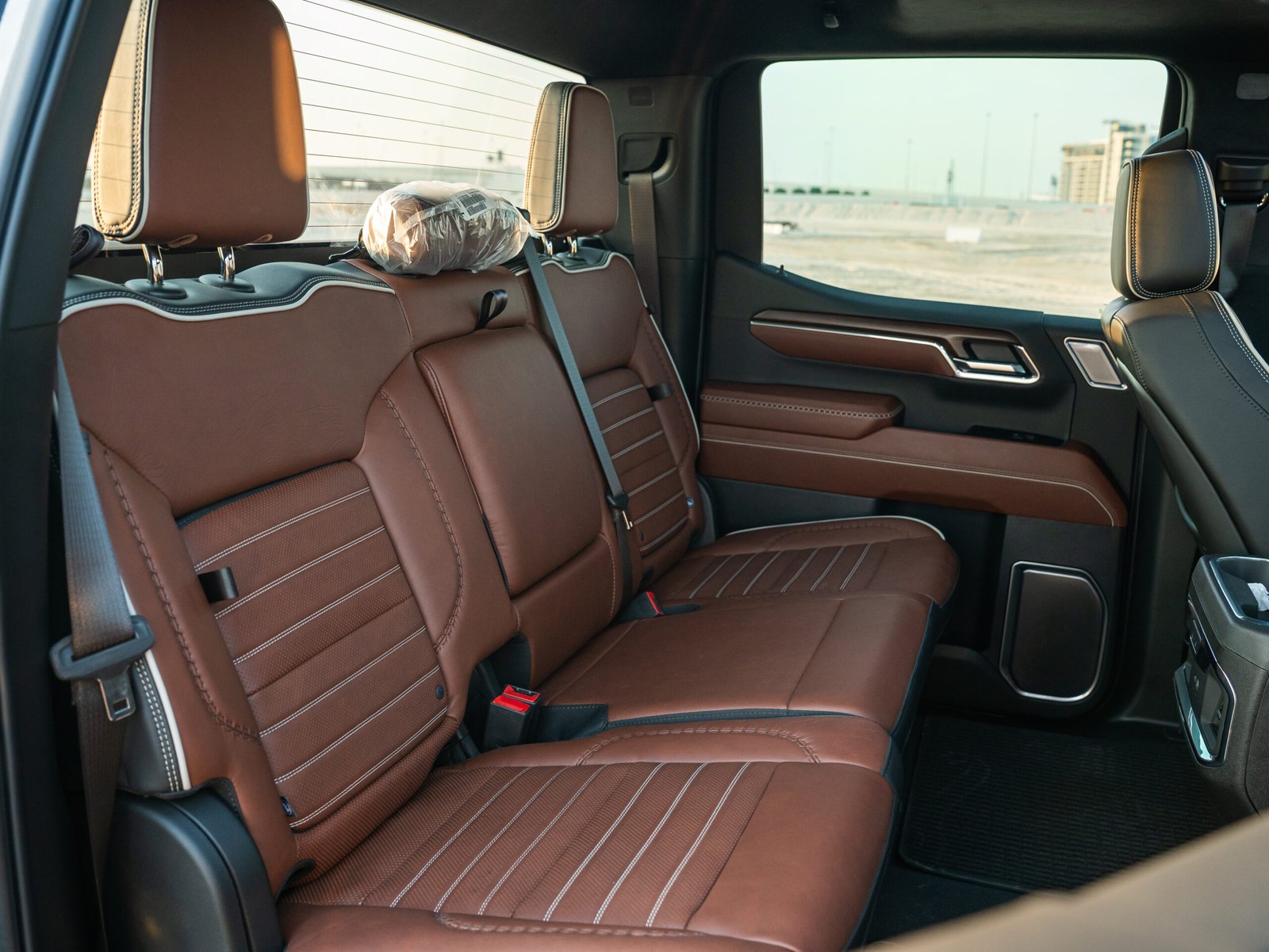 
								GMC Sierra Denali Ultimate full									