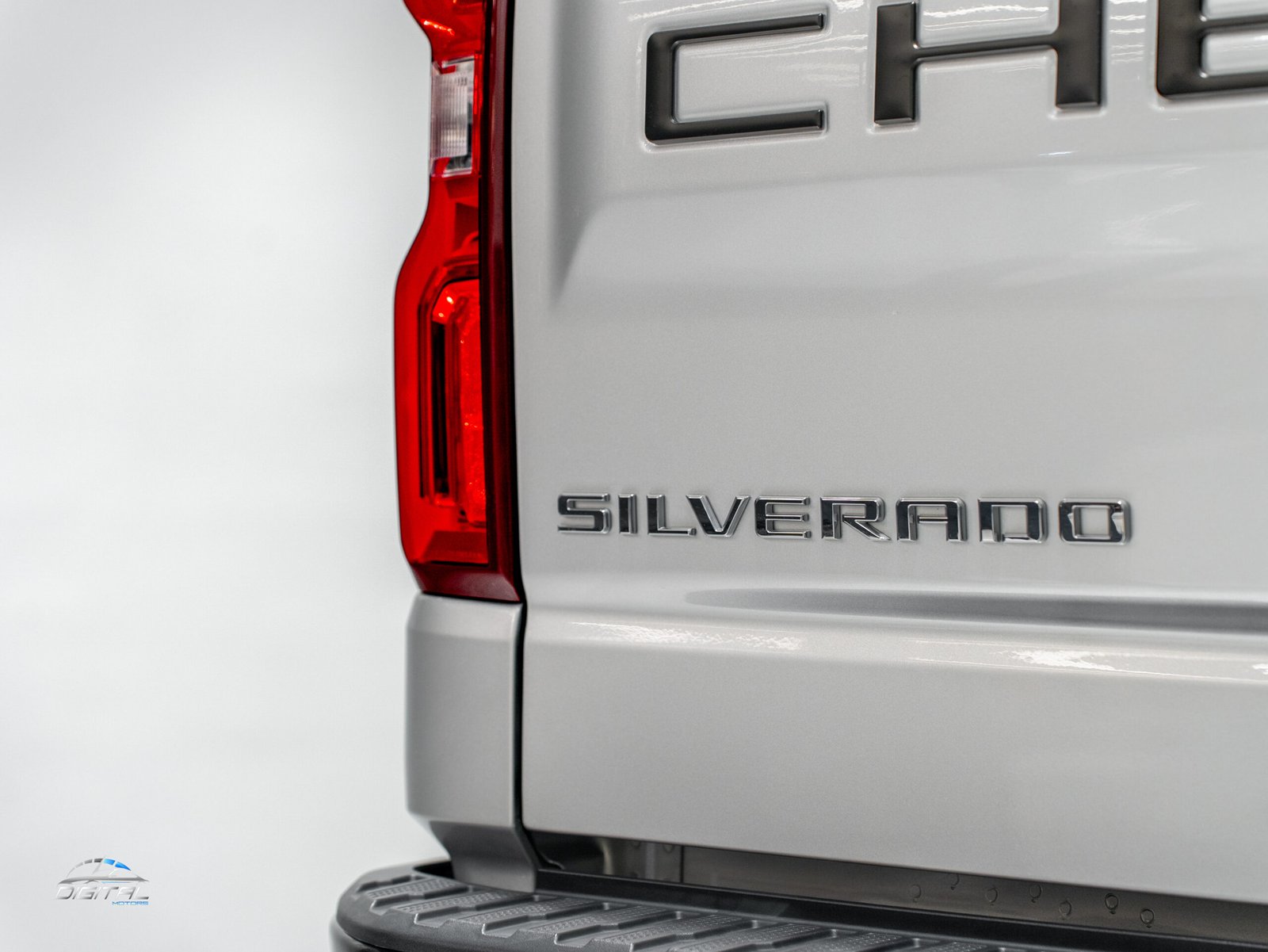 
								Chevrolet Silverado LT Trail Boss Z71 full									