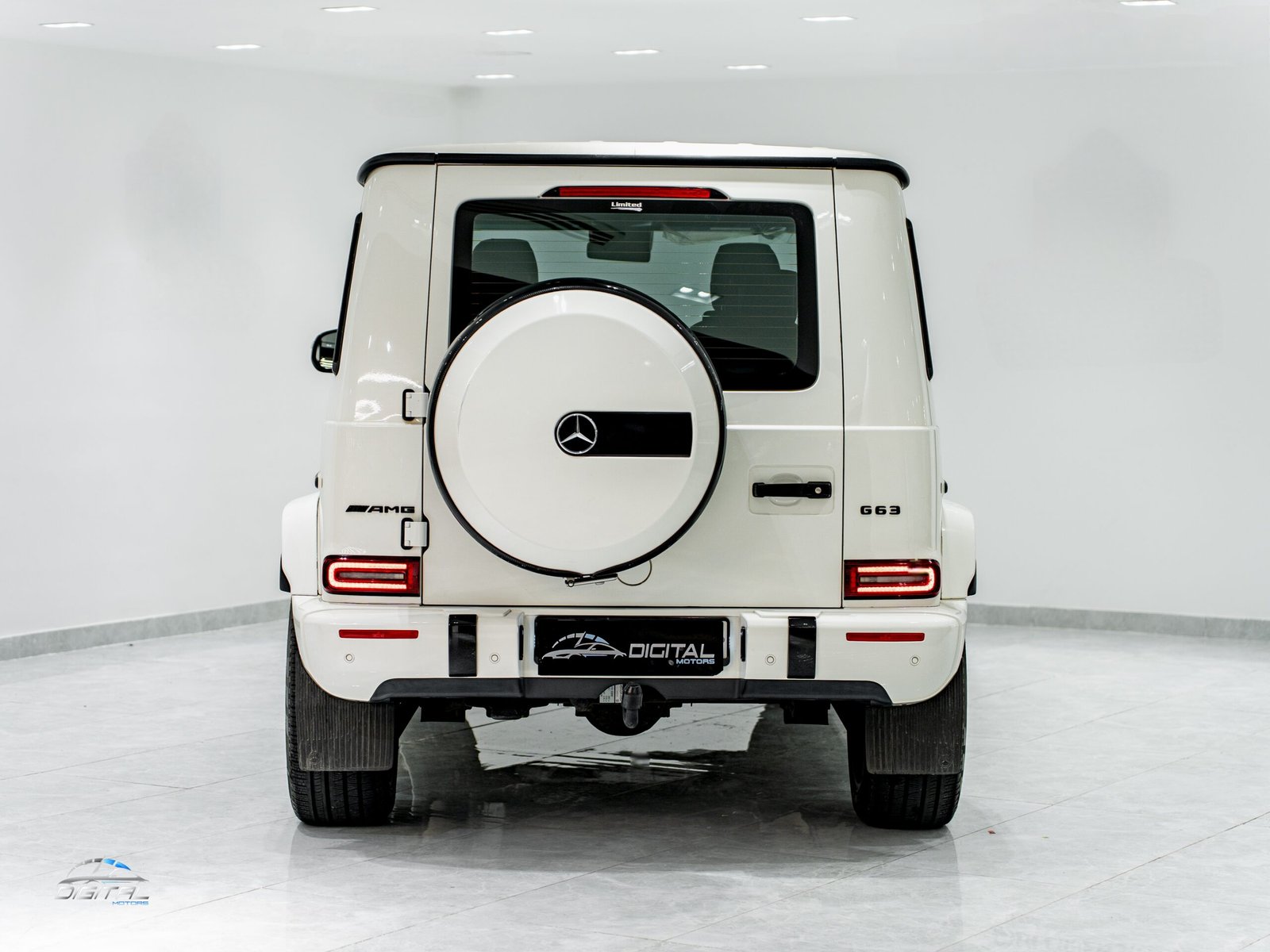 
								Mercedes-Benz G-Class 63 AMG full									