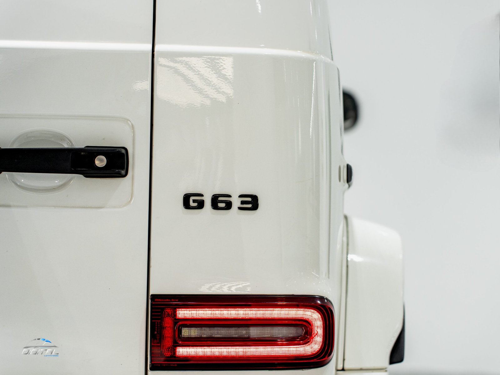 
								Mercedes-Benz G-Class 63 AMG full									