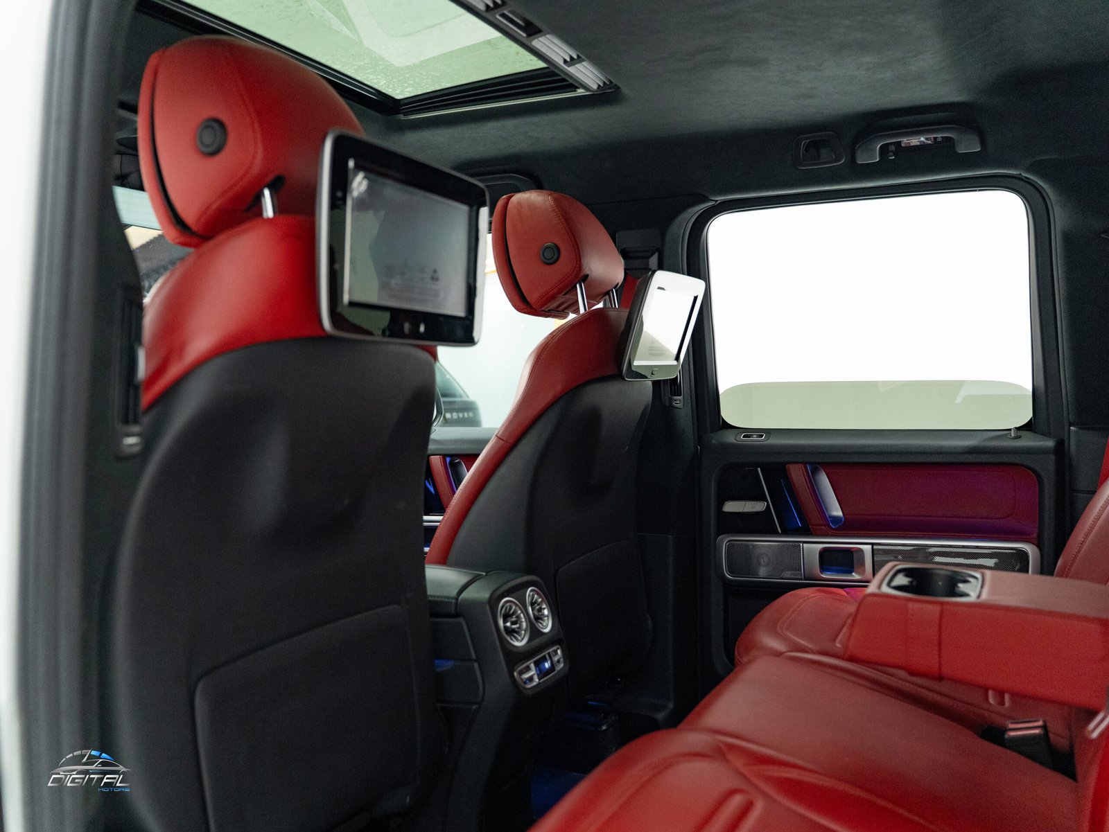 
								Mercedes-Benz G-Class 63 AMG full									