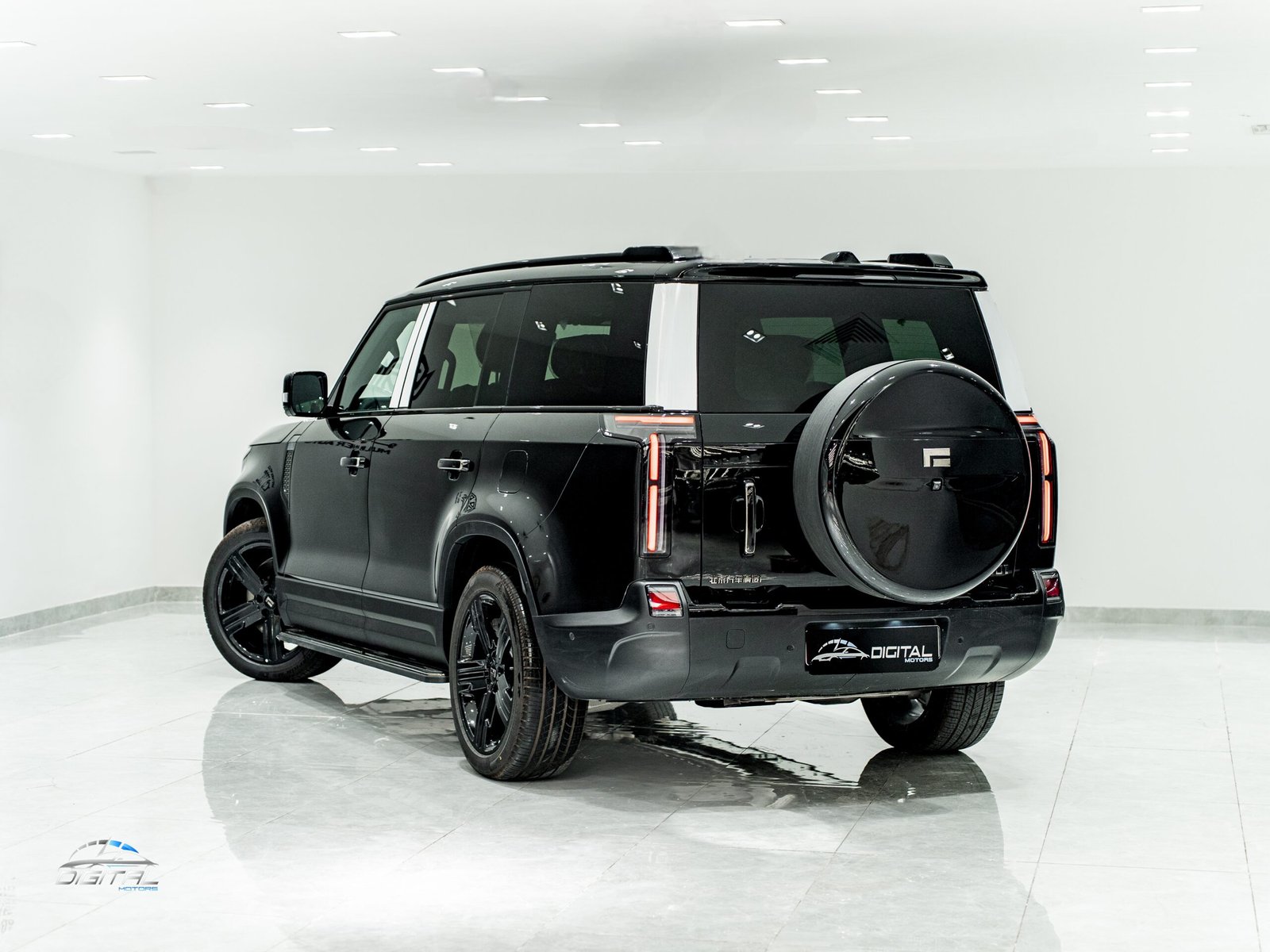 
								Rox Motor Jishi 01 full									