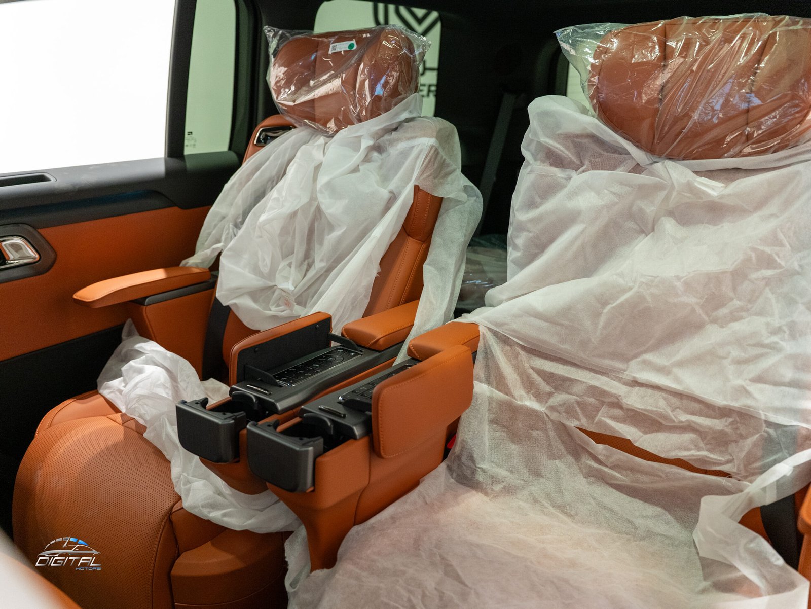 
								Rox Motor Jishi 01 full									