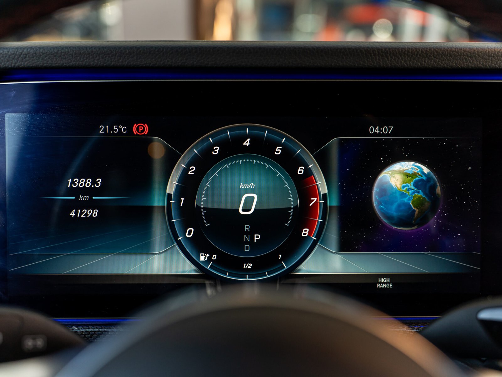 
								Mercedes-Benz G-Class 500 full									