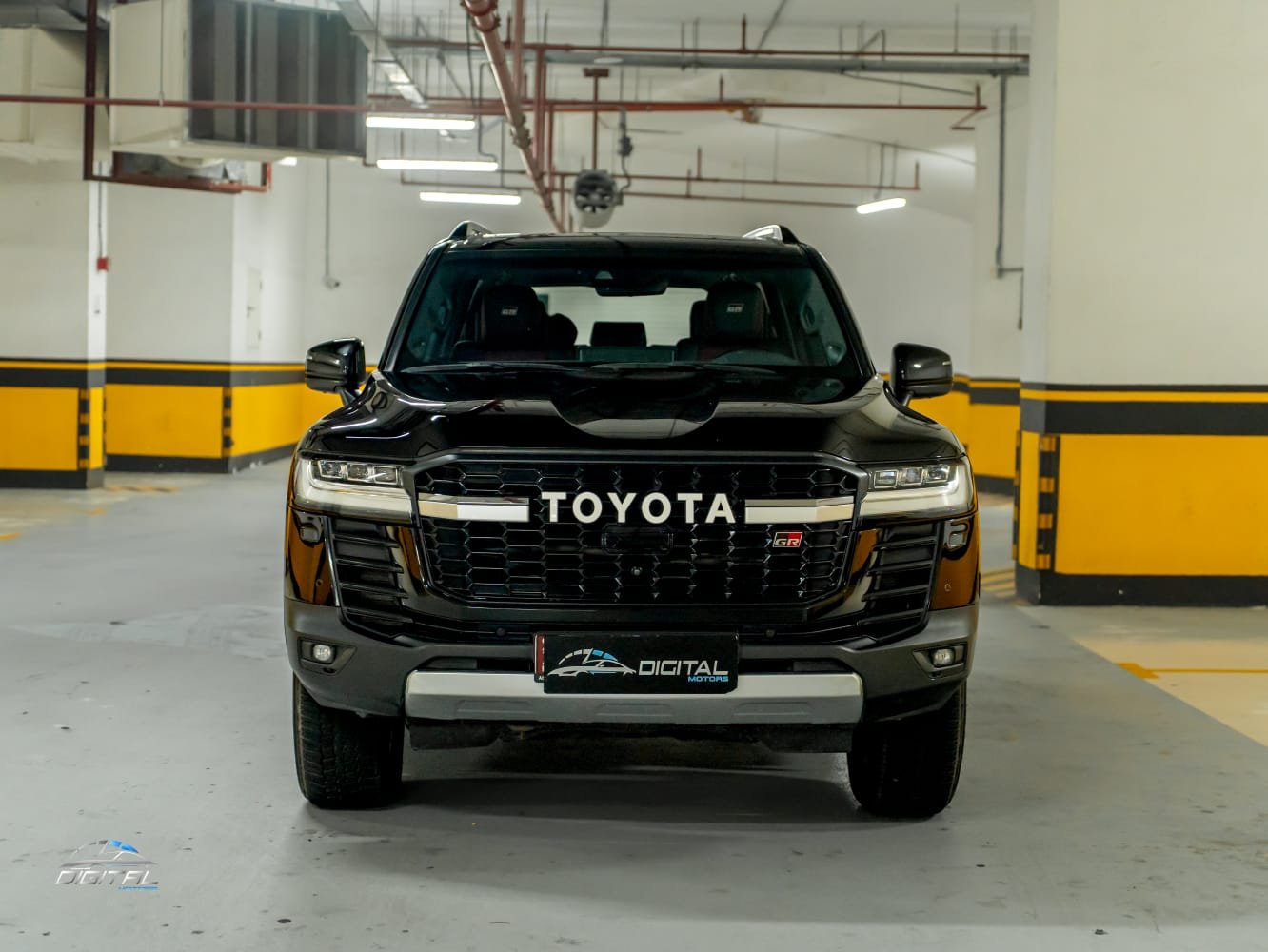 
								Toyota Land Cruiser GR Sport Twin Turbo full									