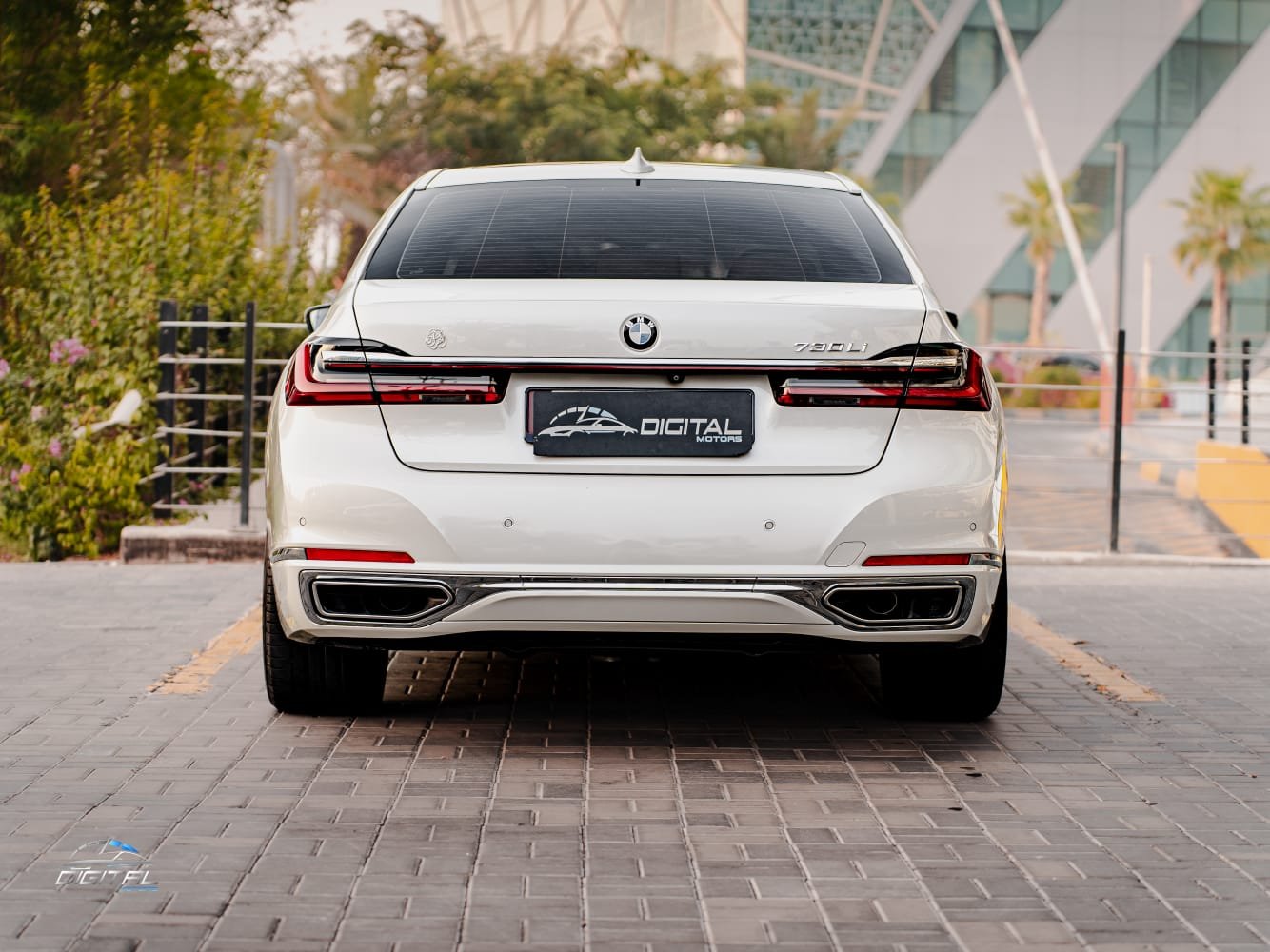 
								BMW 7-Series 730 Li full									