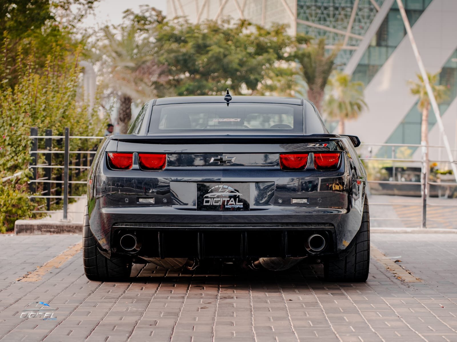 
								Chevrolet Camaro ZL1 full									