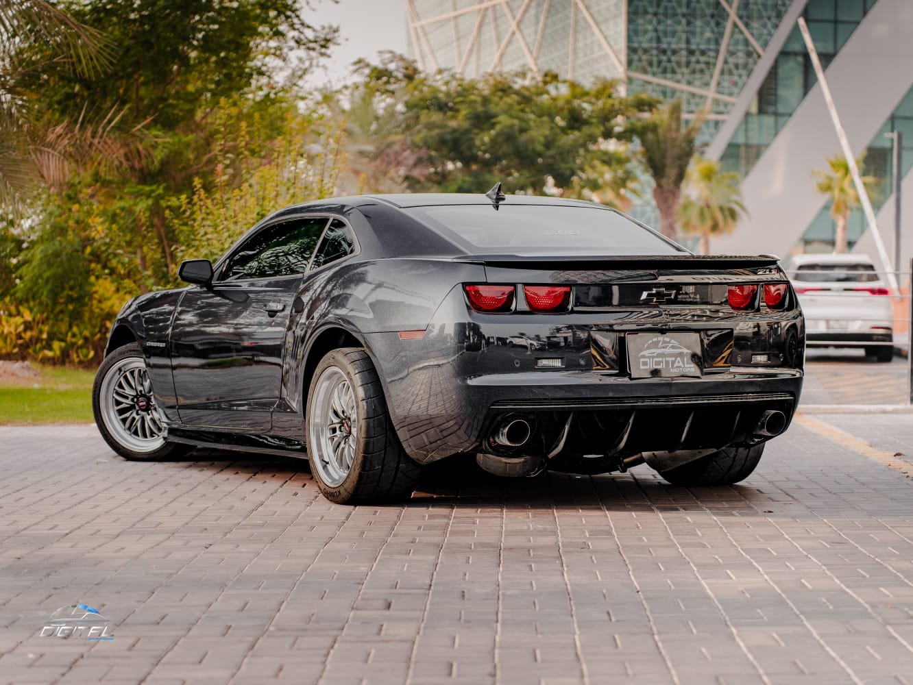 
								Chevrolet Camaro ZL1 full									