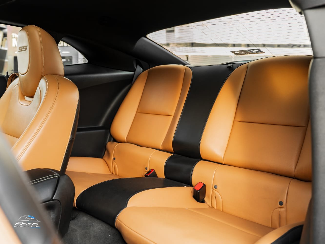 
								Chevrolet Camaro ZL1 full									