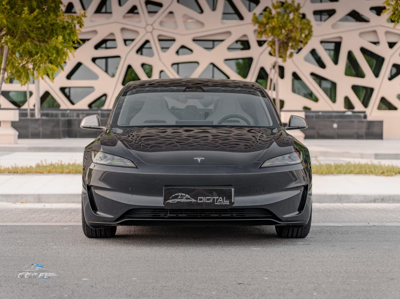 
								Tesla Model 3 2025 full									