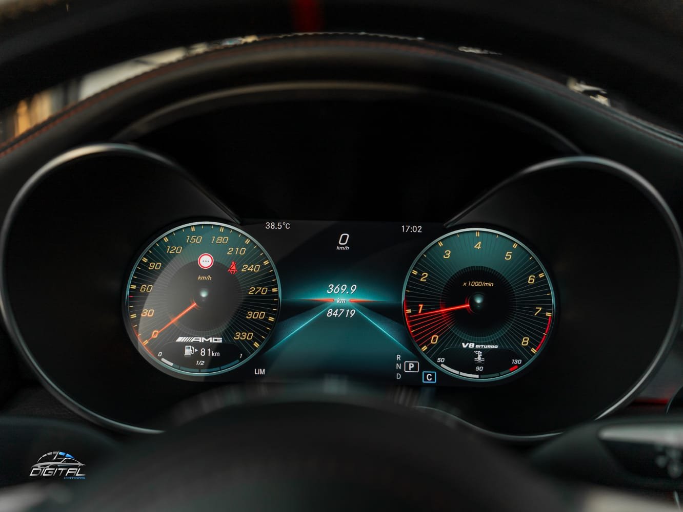 
								Mercedes-Benz C-Class 63 AMG S full									