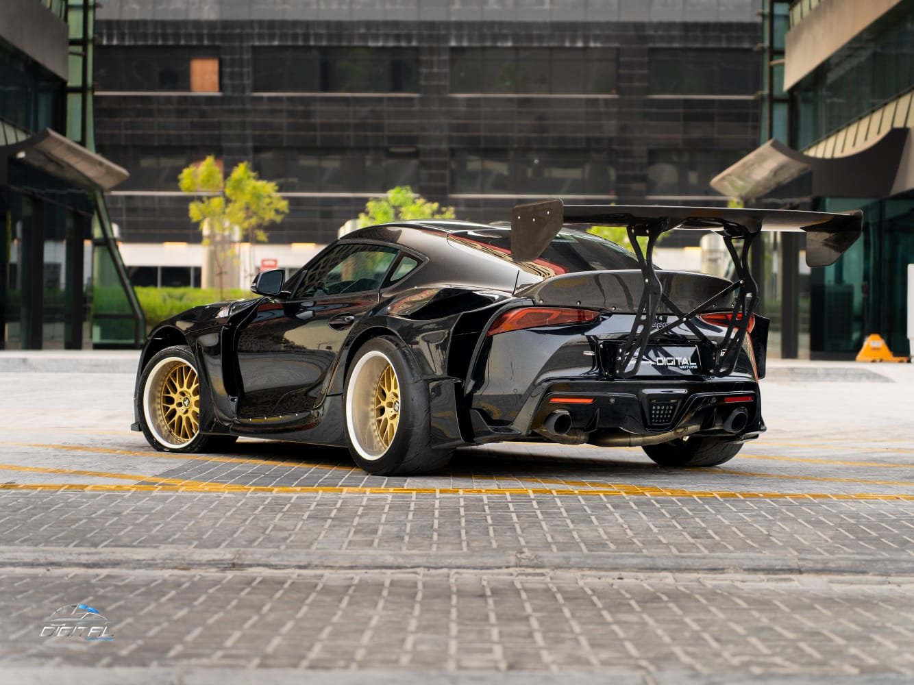 
								Toyota Supra GR full									