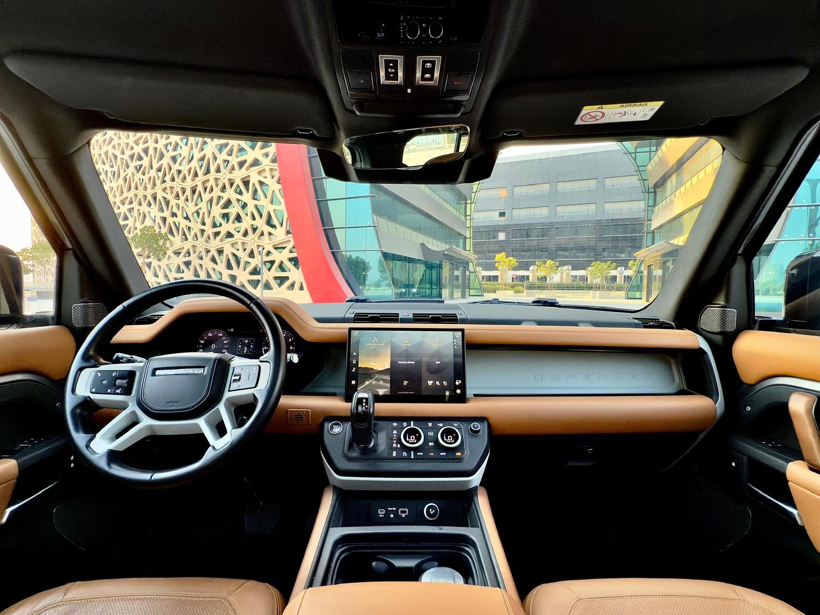 
								Land Rover Defender 110 S full									