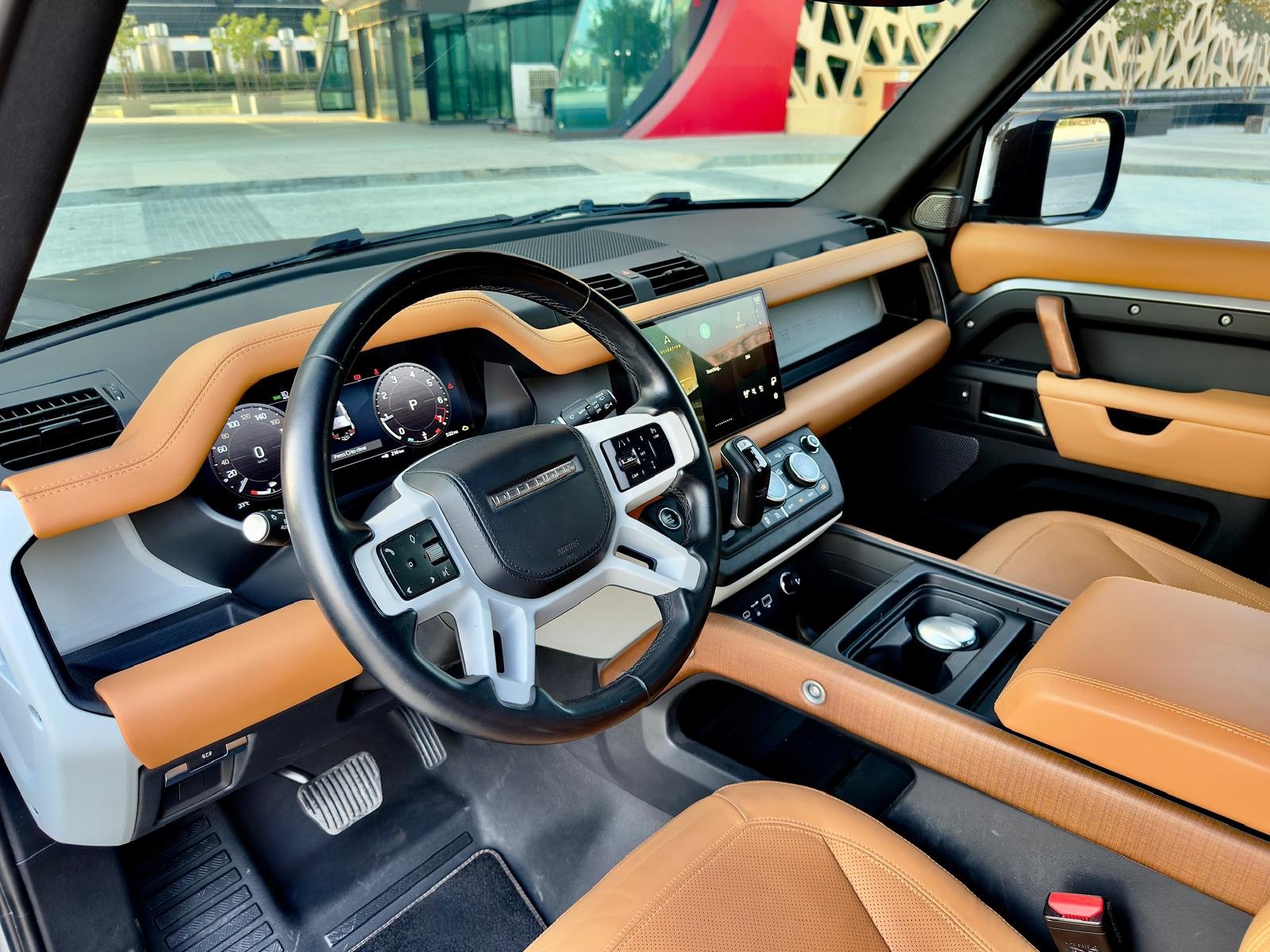 
								Land Rover Defender 110 S full									