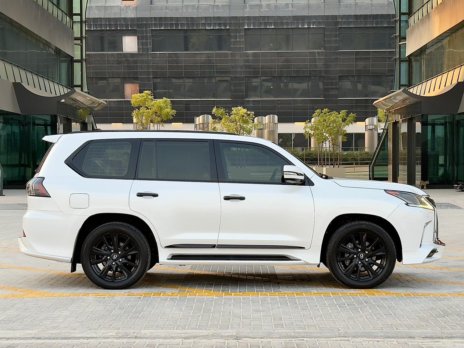 
								Lexus LX 570 S full									