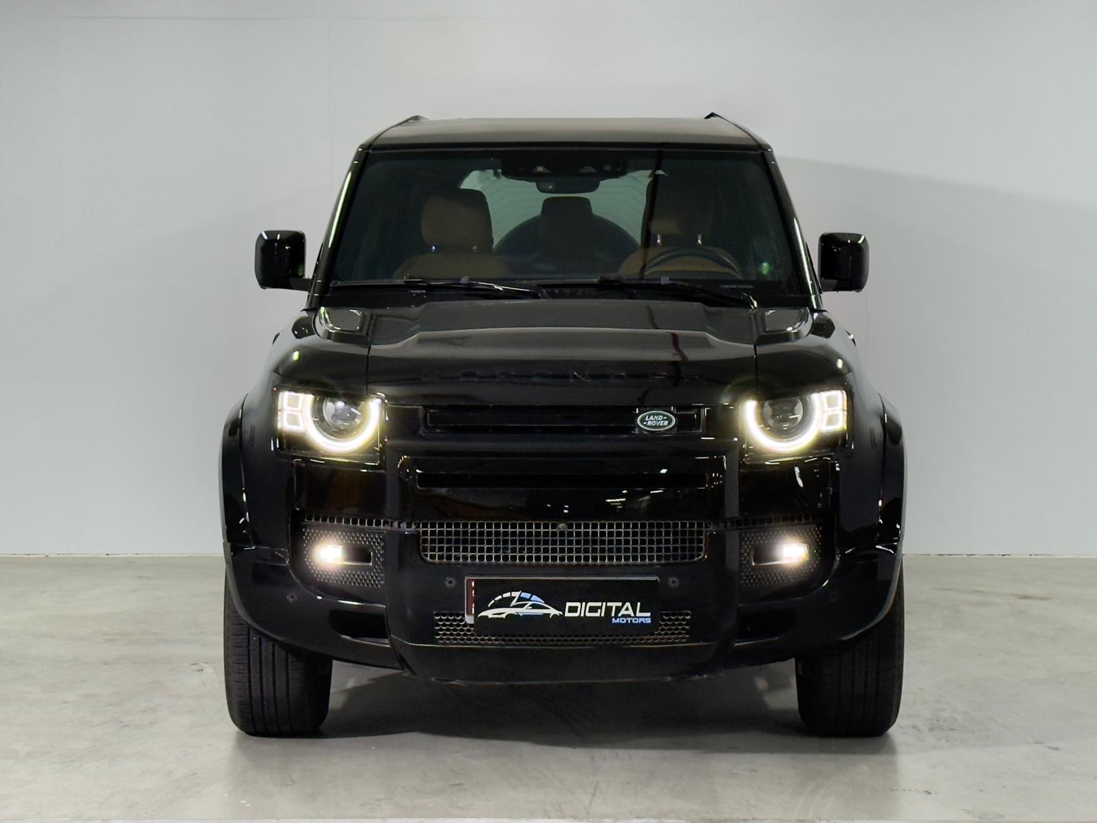 
								Land Rover Defender 110 HSE full									