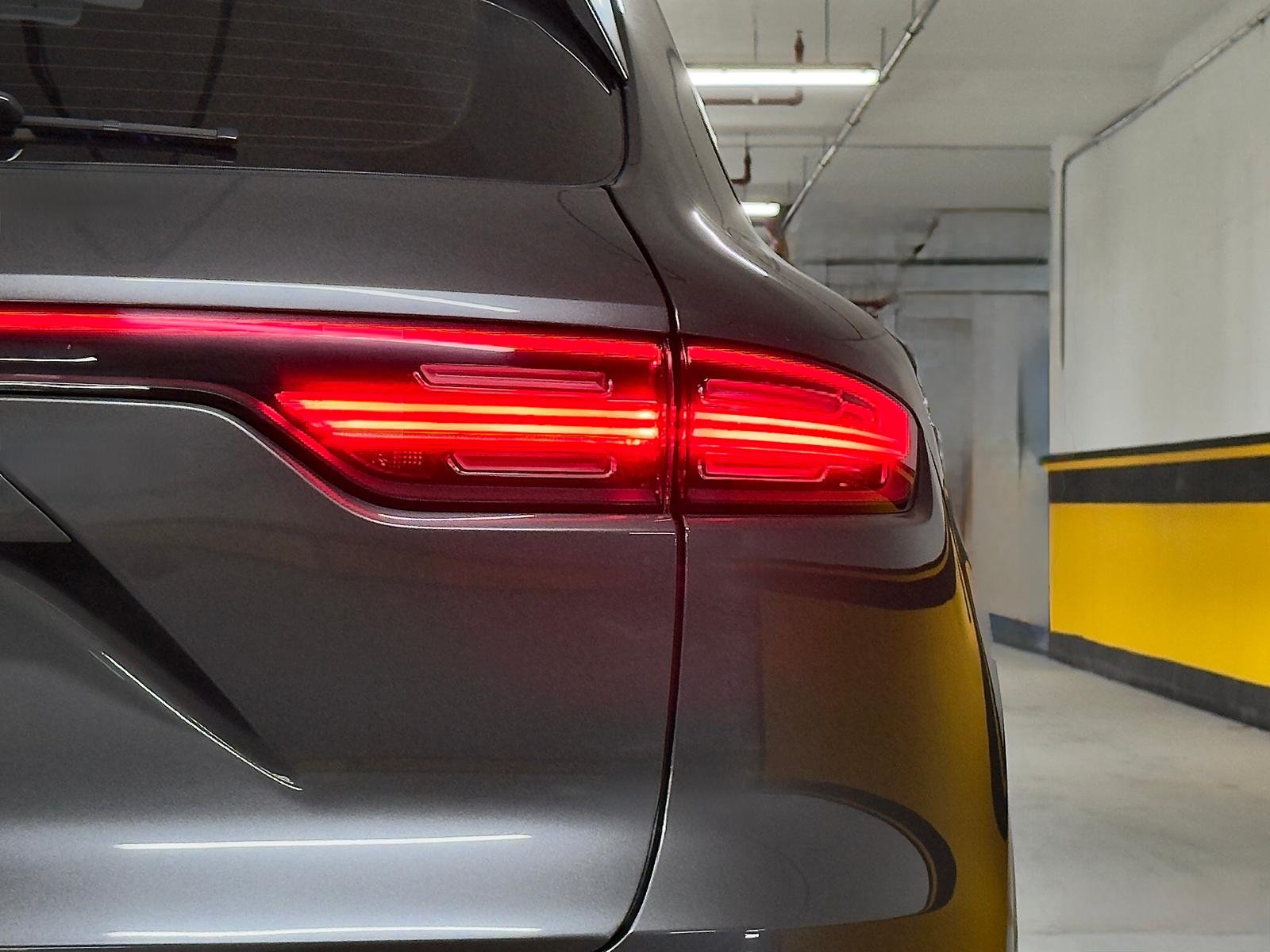 
								Porsche Cayenne S full									