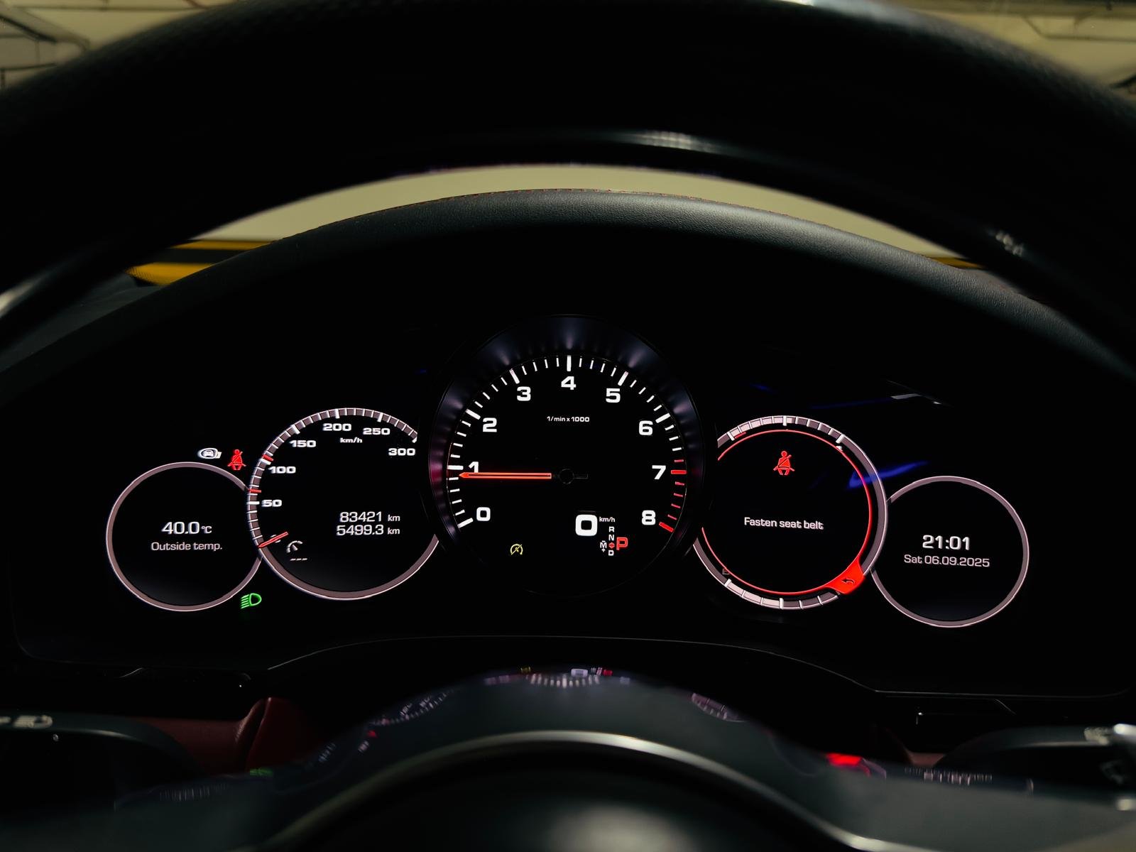 
								Porsche Cayenne S full									